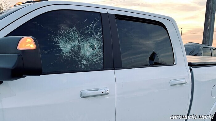La ira al volante está en aumento y los conductores que se cortan el paso mutuamente se están disparando | Carscoops